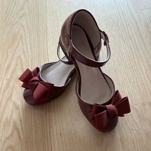 Size 12 girls burgundy dress shoes